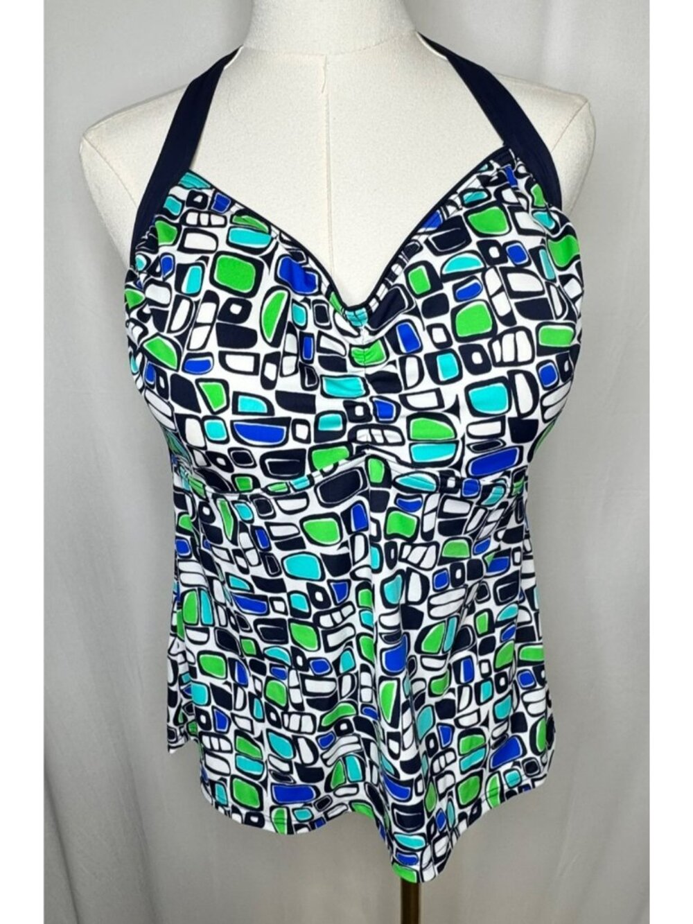 Fit 4 U Size 14 D's & E's Geometric Print Halter Tankini Top Wth Built-In Bra
